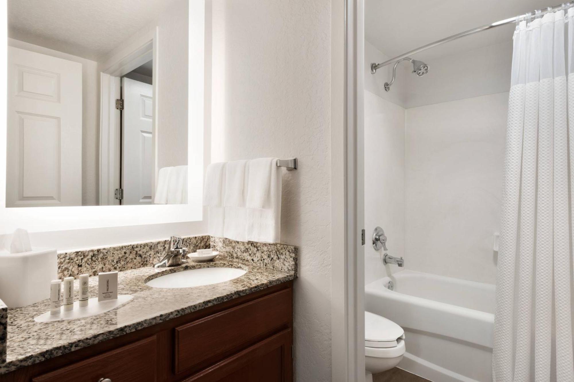 Towneplace Suites Boca Raton Exterior photo